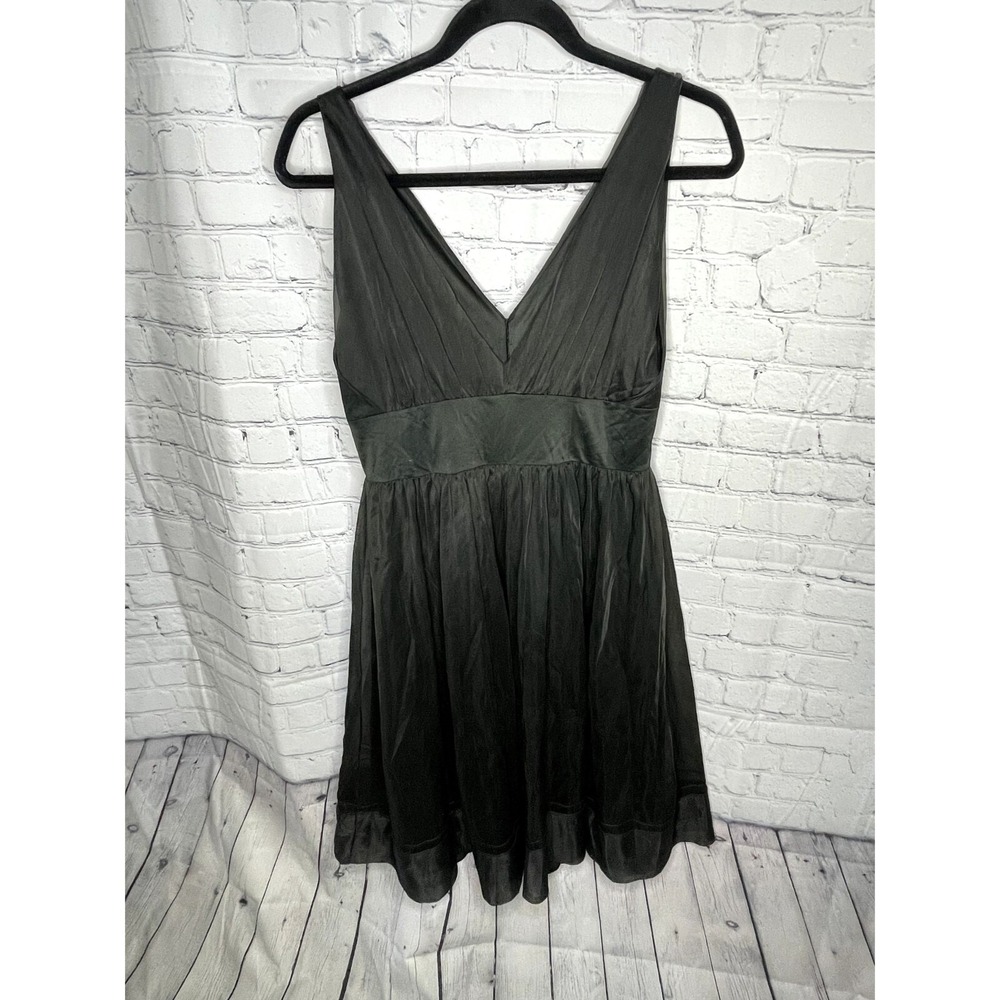 Vintage Black Nylon V-Neck Pleated Empire Waist Slip Dress Nightgown Size 36